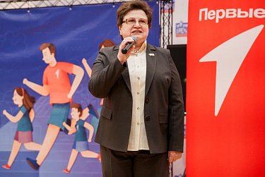 Праздник объединил семейные команды 